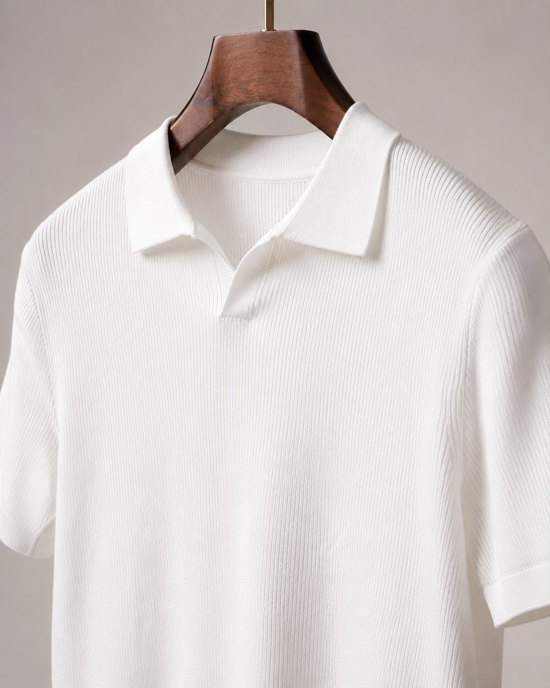 Polo Retro Minimalista con Diseño Atemporal