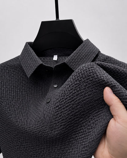 ELEVAT GALA - Una polo que se ajusta al cuerpo. Compra 2 lleva 3 hoy.