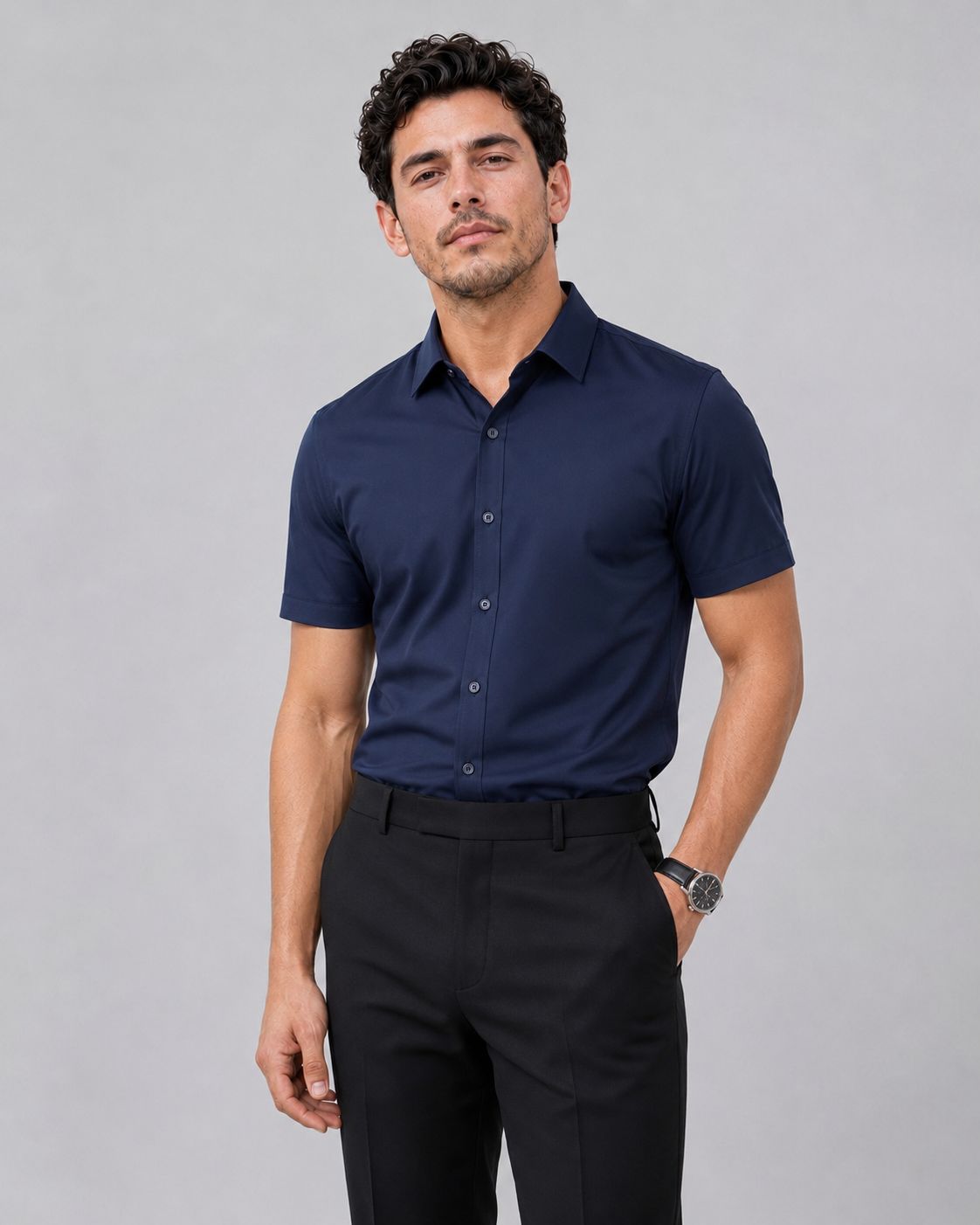 Camisa elástica en cuatro direcciones y que no necesita planchado