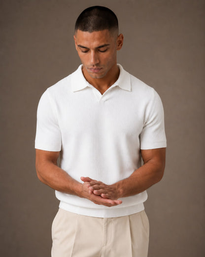 Polo Retro Minimalista con Diseño Atemporal